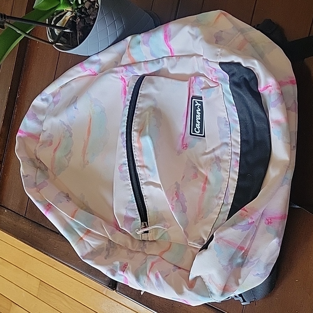 CARAN-Y 💗 BACKPACK